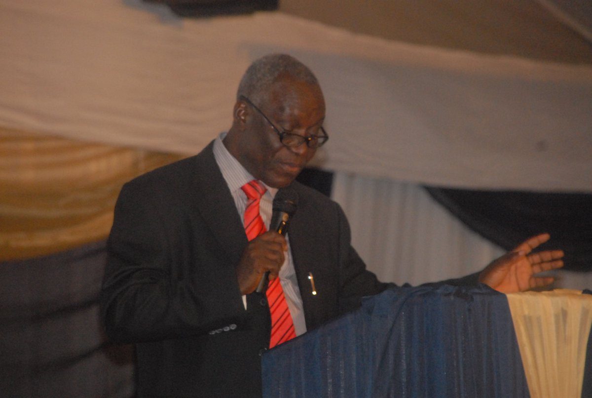 NigLubSummit's tweet photo. Prof. Steve Odi-Owei presenting his paper on Human capital development in lubricants and lubrication #NigLubSummit https://t.co/wx4RmlQLnf