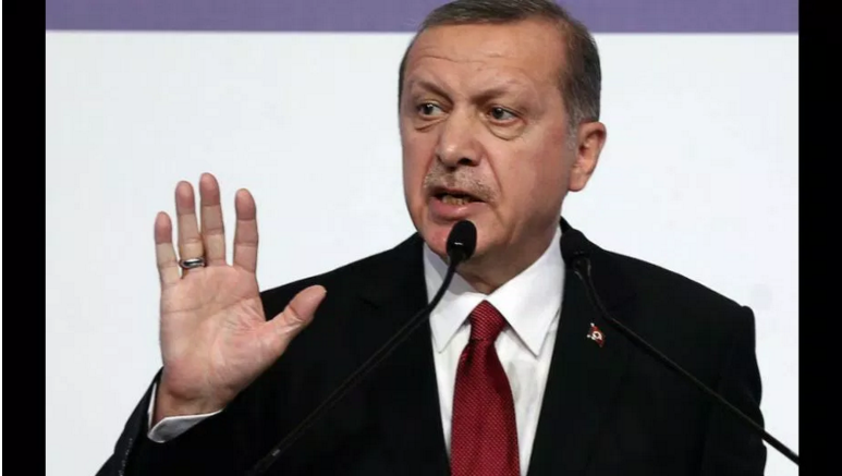 CNNEE's tweet photo. Erdogan sobre derribamiento del avión ruso: “No nos disculparemos”

https://t.co/wbsO4HQw6x https://t.co/5qUamoLaHZ