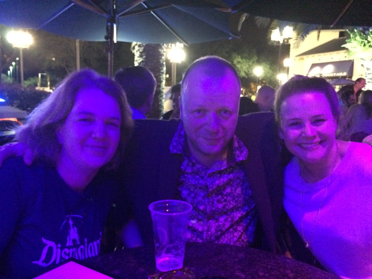_Katapult's tweet photo. Lovely photo of the @Blooloop team being true to their brand in bloo!! at #IAE15 https://t.co/vG7E75Izp8