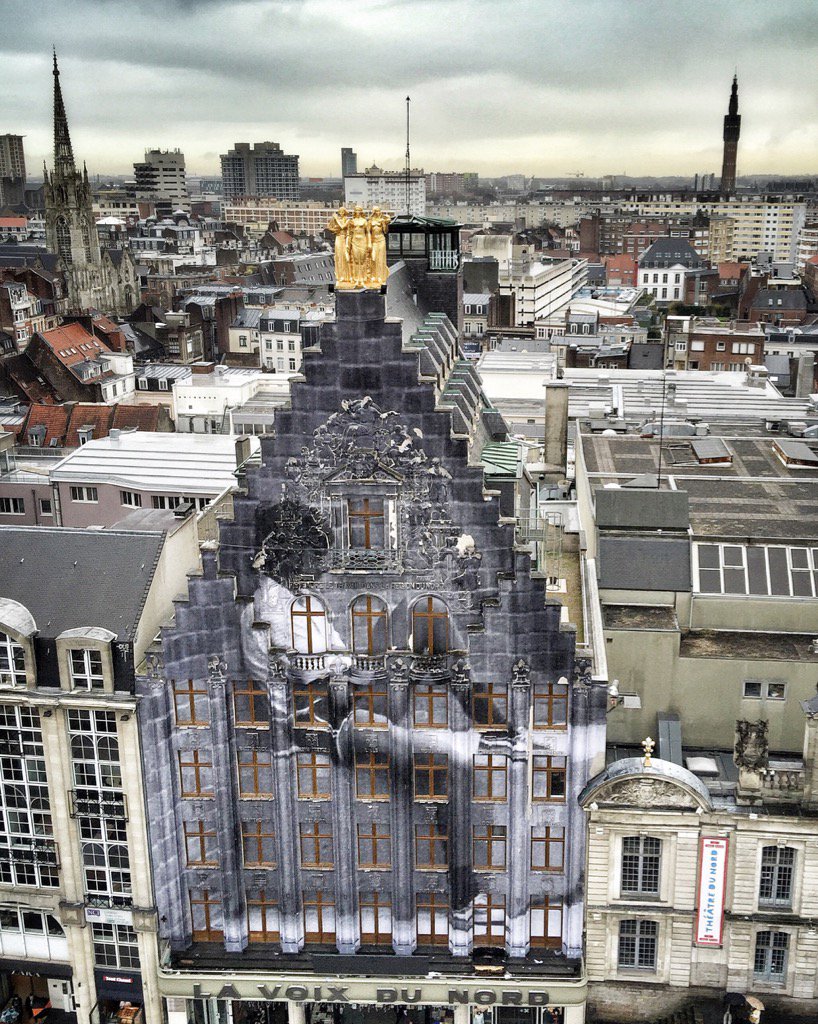 JRart's tweet photo. Pasting in Lille, France ! #unframedproject #lavoixdunord https://t.co/XpiUWanRJA