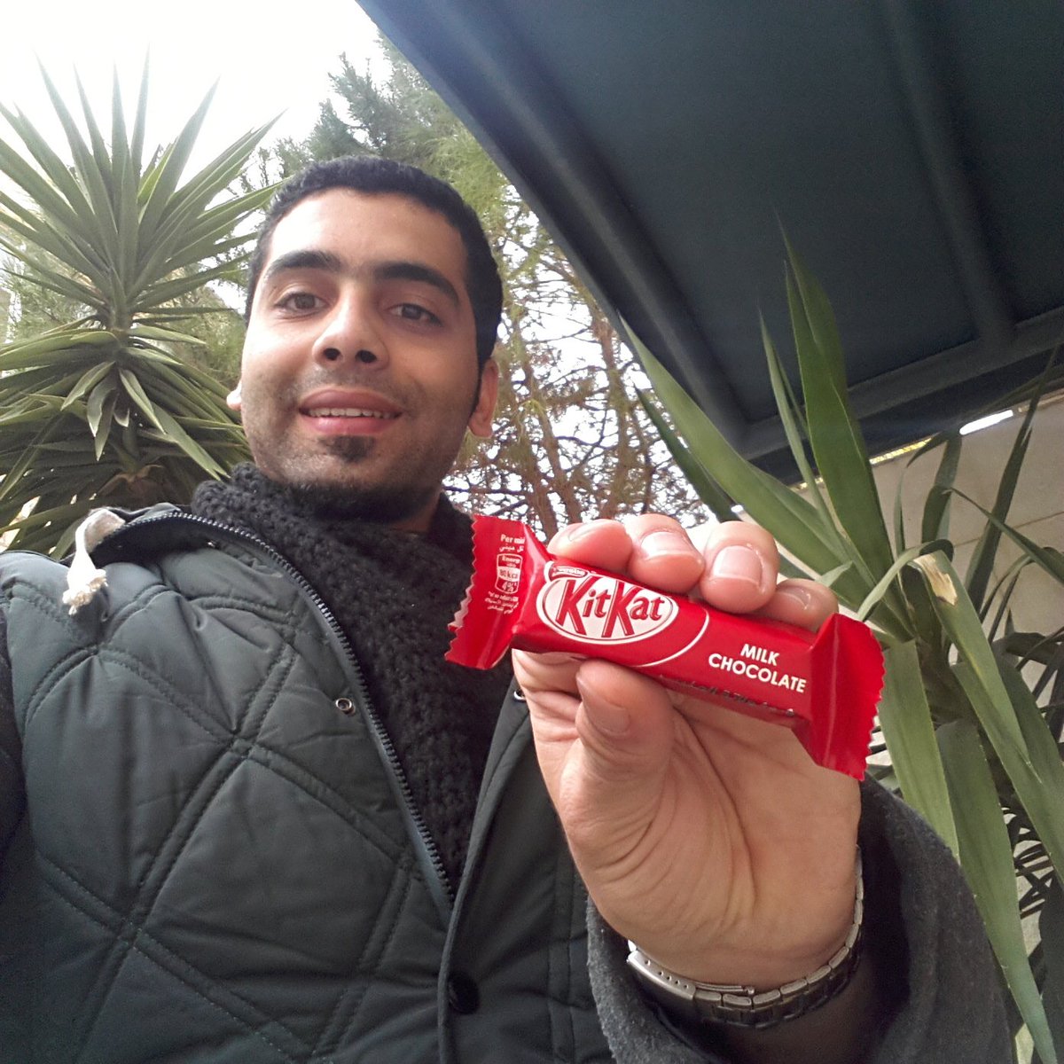 MohMisto's tweet photo. And Now will live in #MilkChocolate taste  ..
#MiniMoments @KitKatarabia  @KITKAT 
L💗VE #kitkat #kitkatstudio #كتكات https://t.co/E9EFsIUh59
