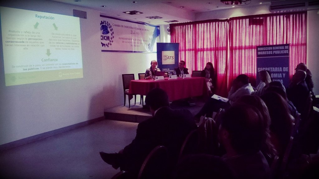 CeATS_ARGENTINA's tweet photo. Panel II Sistema Integral de Tickets, habla Marcela Goldin #AGIP en nuestro #XXVIER #CeATS #LaMatanza#LateCeATS2015 https://t.co/tIOeDC69ny
