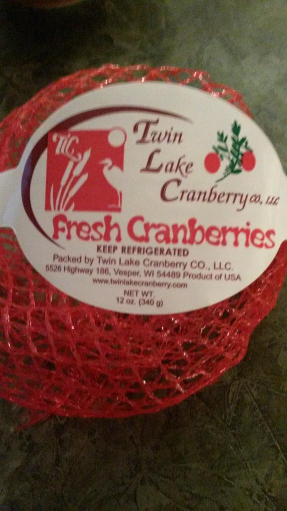 TheGingerPeople's tweet photo. RT @jamie_yoga: #Yummiest cranberry sauce ever! @TheGingerPeople @twinlakecranberry #EverythingGinger #WIcranberries https://t.co/aGw1lP5o9l
