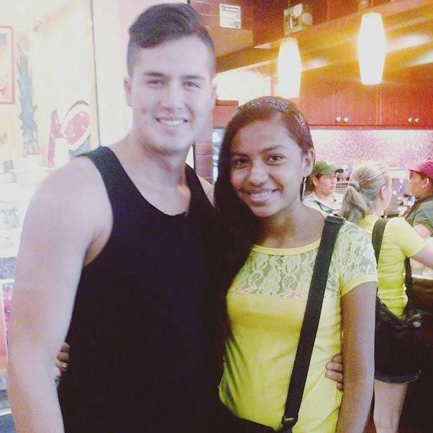 SergioYonfaFC's tweet photo. con sus #fans https://t.co/kZXDyeWUdt