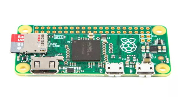 While you were sleeping, Raspberry Pi dropped a $5 surprise on us: the tiny new Pi Zero. makezine.com/2015/11/25/ras…