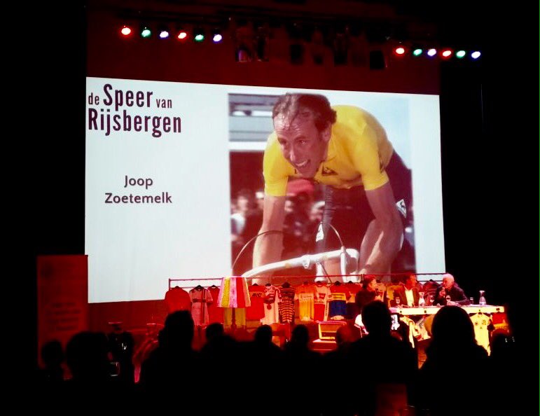 inezrastovac's tweet photo. Joop Zoetemelk over de legendarische valpartij:ik pakte m'n eigen fiets weer en ging ervoor #DeSpeerVanRijsbergen https://t.co/XqW4ZGxaxm