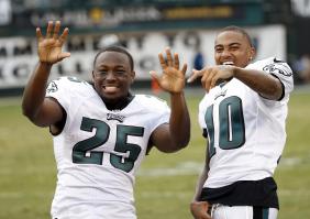 ItsMikeHill's tweet photo. And you know @CutonDime25 &amp; @DeSeanJackson11 gotta be looking at the Eagles and Chip Kelly like…. https://t.co/8silJFAyrM