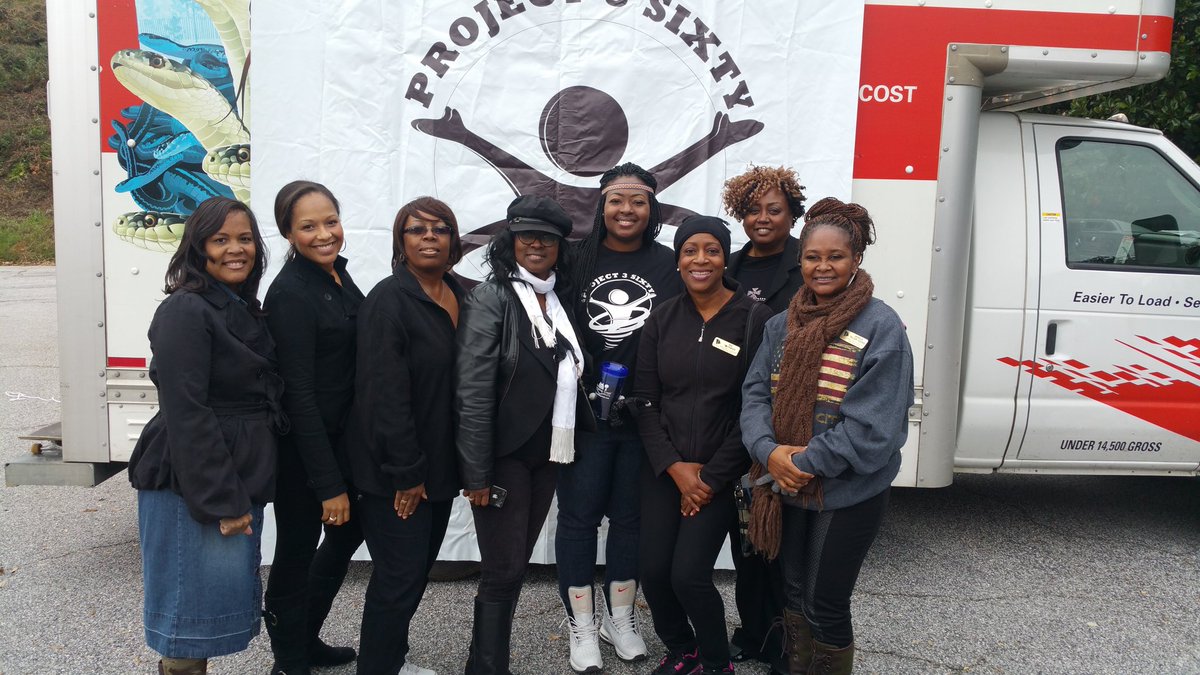 Project3sixty's tweet image. Project3Sixty First Annual DeKalb Police,  Food Drive, Give Away...Awesome turnout. ..join us at our next event.