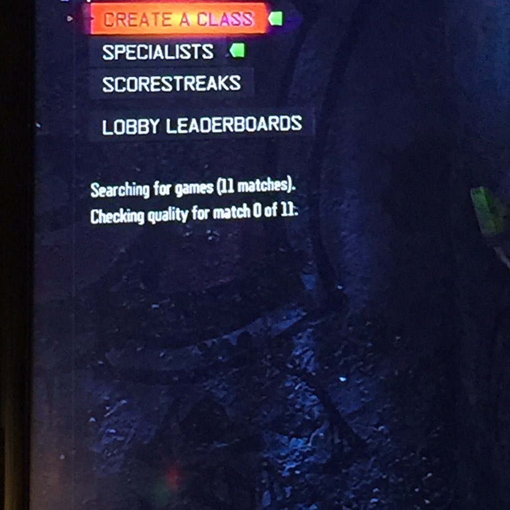 Russell Young tweet media