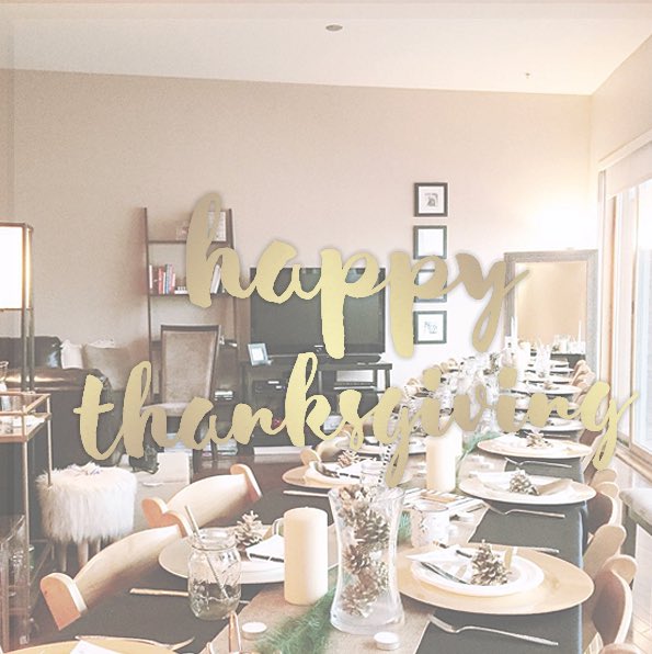 prgirlmanifesto's tweet photo. Wishing our girl gang of #prdivas a very happy thanksgiving! https://t.co/M29556IKTN