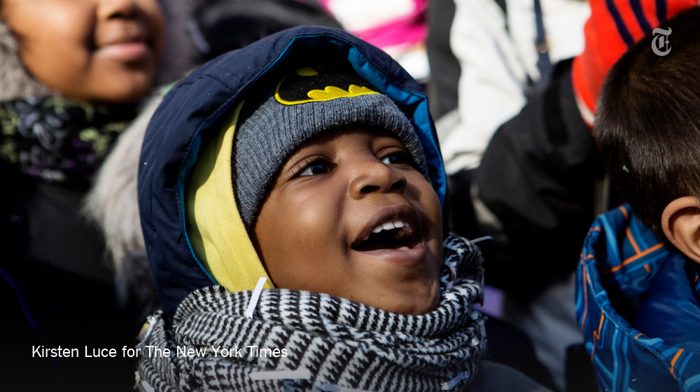 nytimesphoto's tweet photo. Photos from the Macy’s Thanksgiving Day Parade in New York https://t.co/GVmLkJALN5 https://t.co/FY2WwURGhZ