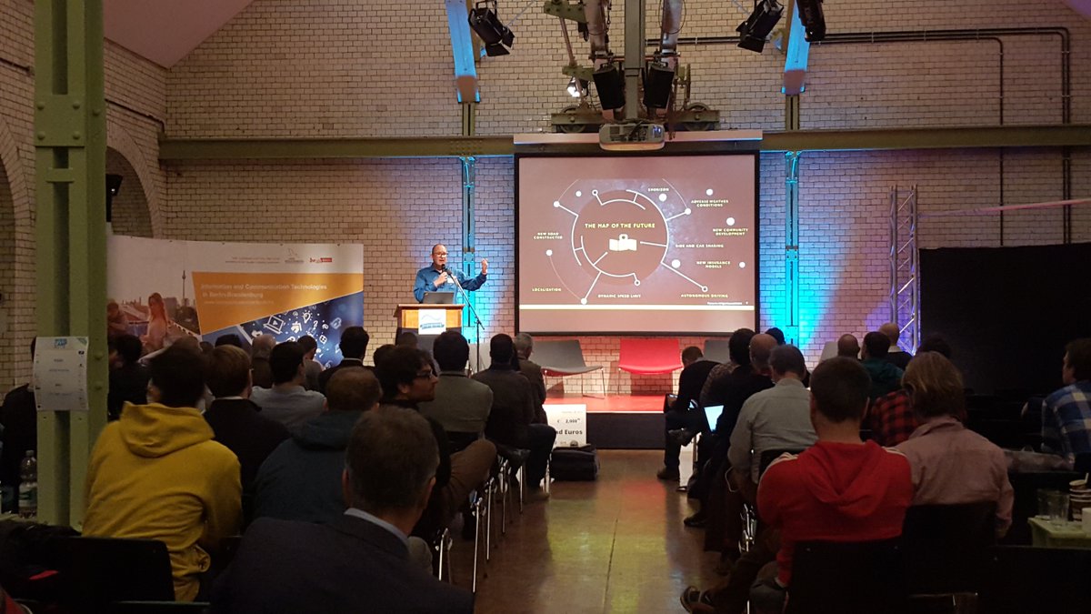 WhereBerlin's tweet image. .@apphil from @Telenav presenting #sensorbased #map generation at #WhereBerlin. #WhereBerlin15