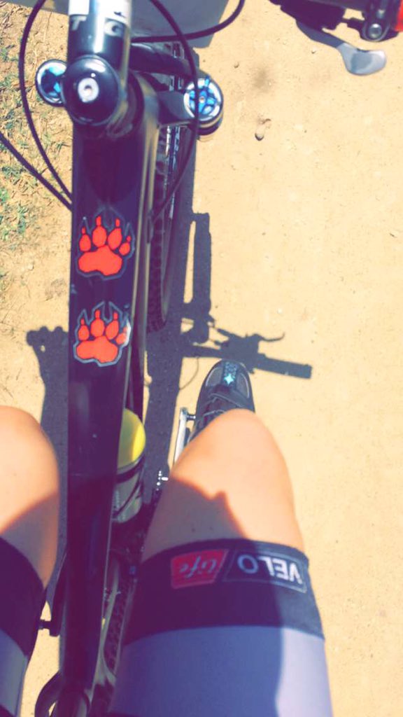 mtbmegz's tweet photo. Holidays here I come , and the training for 2016 starts ! 👀☝🏽️Going to be a blast with all the girls💅🏼😻 https://t.co/44ztotc4Om