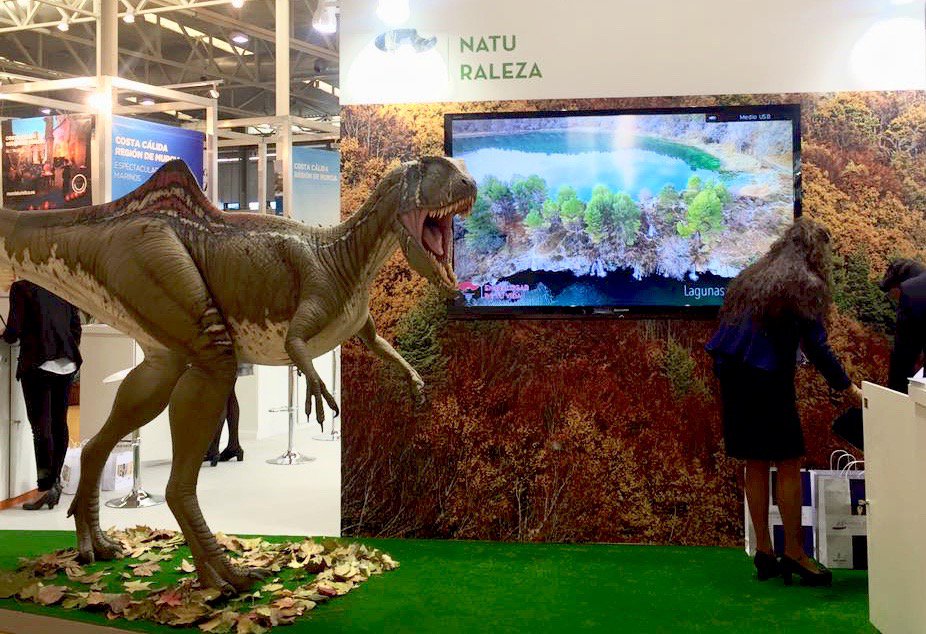 turismoclm's tweet photo. En #INTUR2015  @feriavalladolid promocionando el turismo en C-LM. Ha venido "Pepito" desde #Cuenca con nosotros :) https://t.co/thvRUffF5X