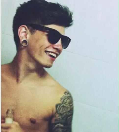 LetsshipJolly's tweet photo. Massive Happy Birthday to one of my fave boys  @jakesims ! Hope you are having an amazing day 😊 https://t.co/NZ4G9ynAqF