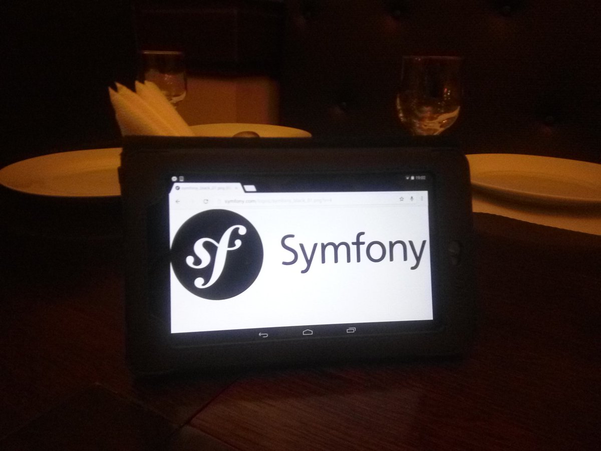 GabiUdrescu's tweet image. #Symfony2  Bucharest Meetup.