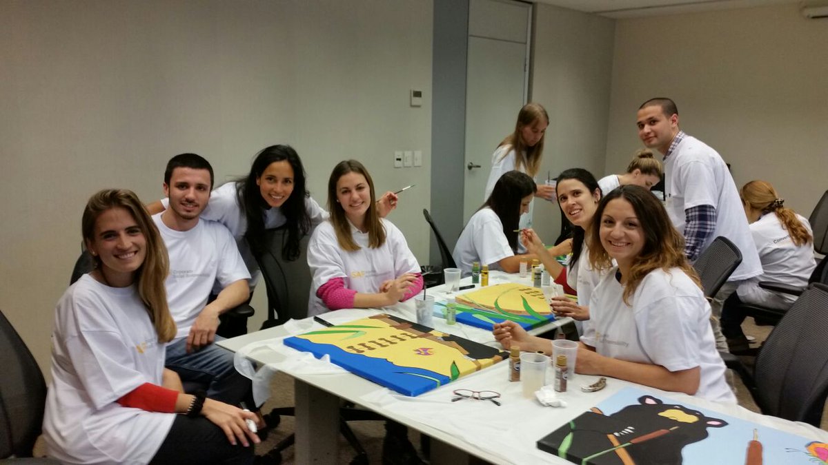 ConiQ77's tweet photo. #fiestasap2015 agradecemos por este gran team de HR https://t.co/urvQm2XcBK