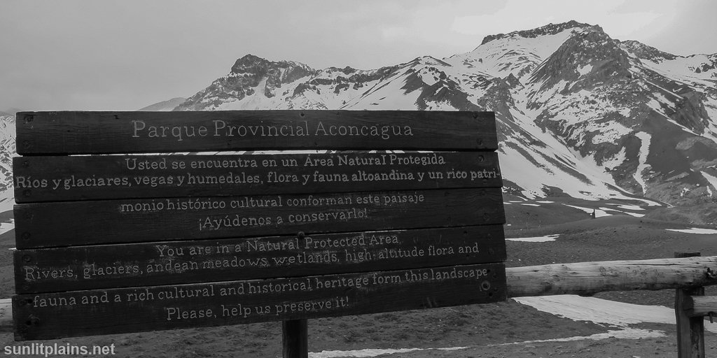 SunlitPlains's tweet photo. Parque Provincial Aconcagua - home of the 7000 m Mt #Aconcagua, tallest #mountain outside the #Himalayas. #Argentina https://t.co/WRRLAdFQAt