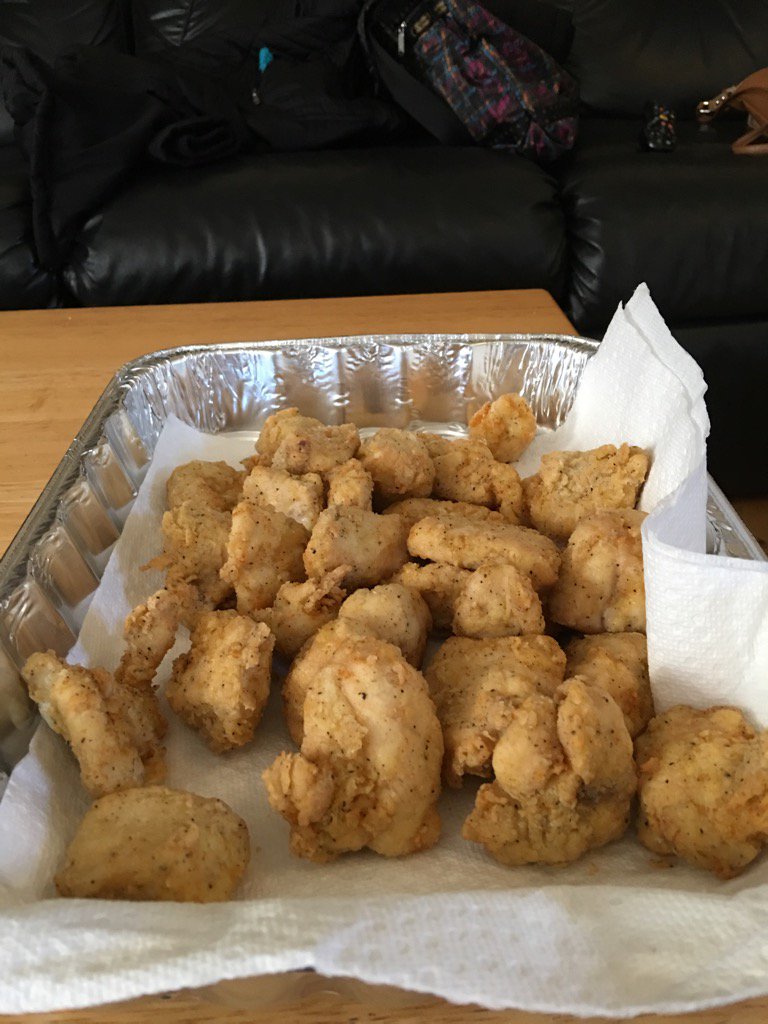Gartenberg's tweet image. Fried chicken nuggets. Made with actual chicken. #fryfest2015