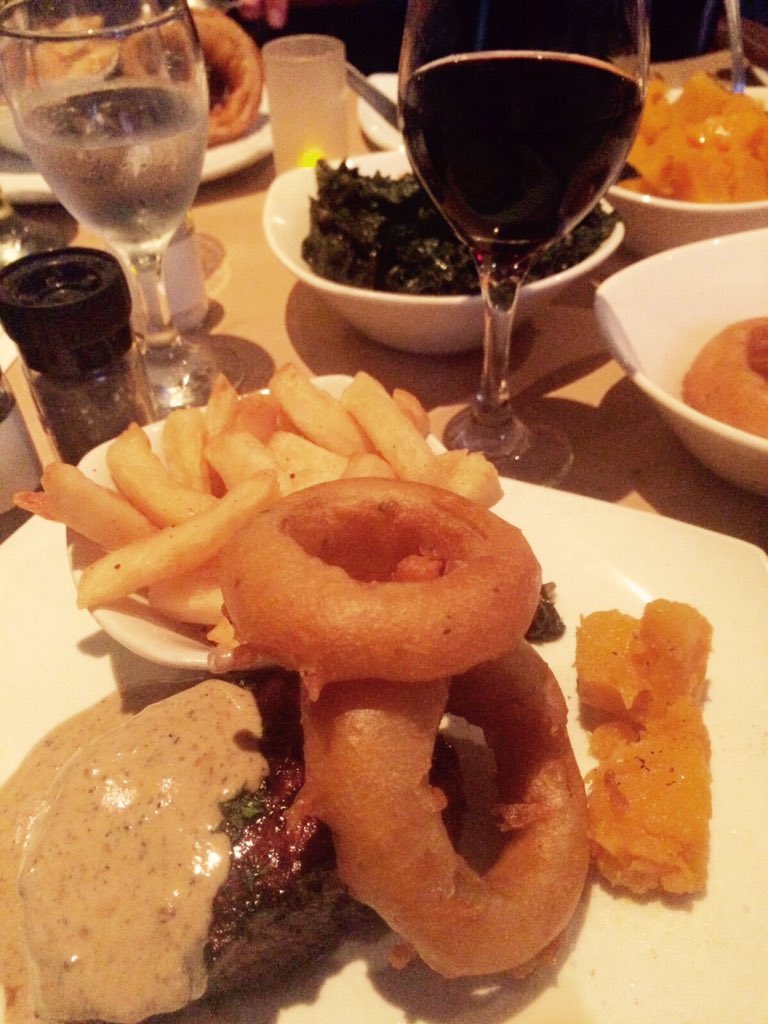 michaelmorris88's tweet photo. Casual dinner @brads_grill, one of the best Pepper Fillet steaks #beststeaksa https://t.co/q1CebNR56p