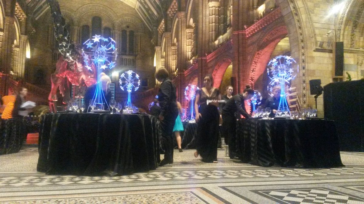 FelicityAtkin's tweet photo. Just look at those table centres! Be a Star Awards @compassgroupuk @payneandgunter @NHM_VenueHire https://t.co/ZYnJDgQ521