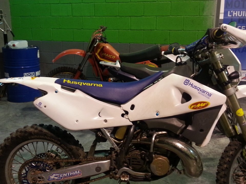 EnduroRocks's tweet photo. Maico 440 detrás de la Husky de Cristian #enduro #motocross #mx #maico #estapasando #endurorocks #pepino https://t.co/lkm9ed9VPa