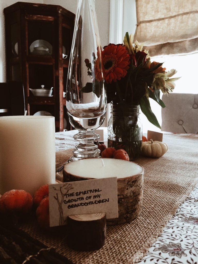 heartcathedrals's tweet photo. guessing blessings // anonymously thankful https://t.co/Wqooqnc7NS