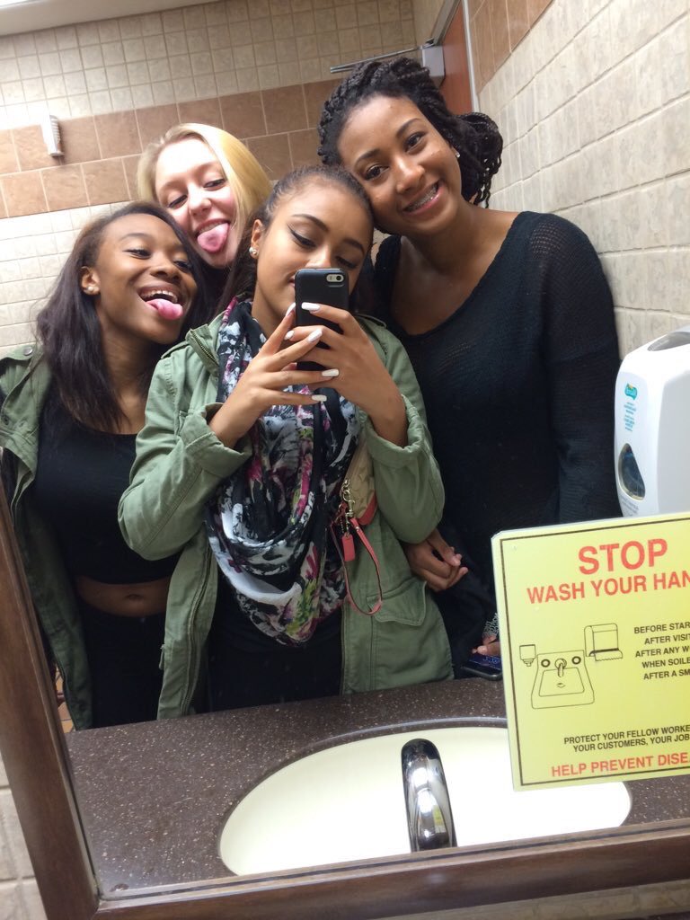 Mua_Or_Whateva_'s tweet photo. happy birthday to my og bff love u so much I hope u have an amazing day #mspuff #arthurwritethis @aejahgabriellee ππ https://t.co/z6zmXPkTfr