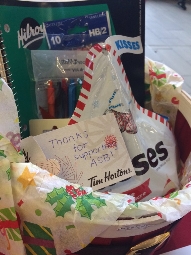 SLRavens's tweet image. Check out this exam kit, currently going for $15 at the #CarletonASB Silent Auction!
