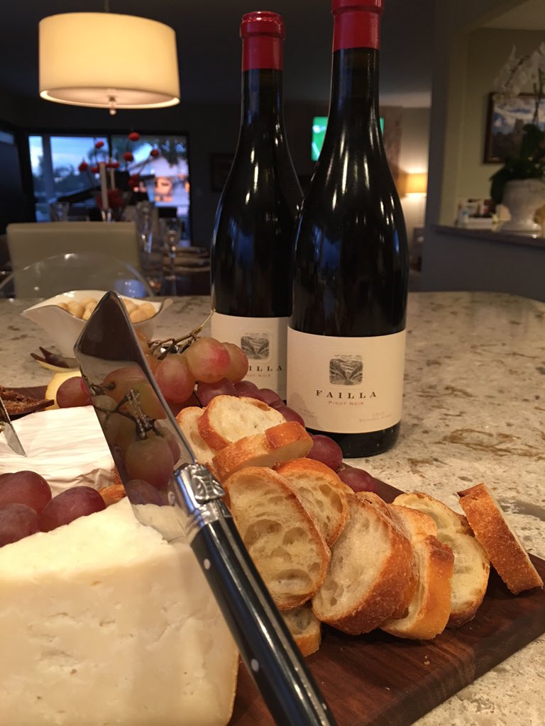 SommsList's tweet photo. @FAILLAwines opening a few of the 2010 #sonomacoast #pinotnoir - happy #Thanksgiving https://t.co/mAVBelbv8B