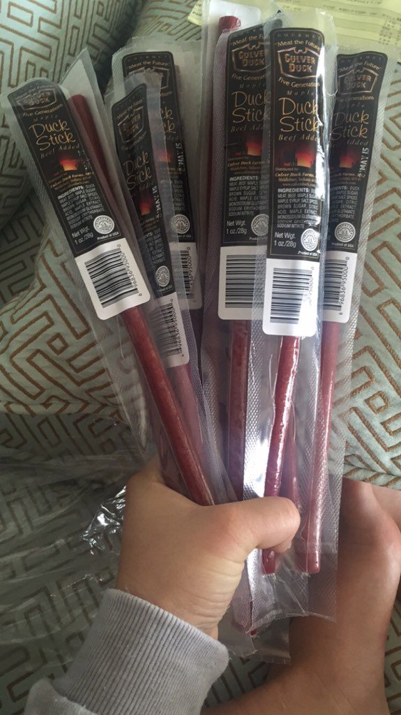 briculv's tweet photo. Bout them duck stick. #culverfarms #farmtocitygirl https://t.co/ejhno0oiYv