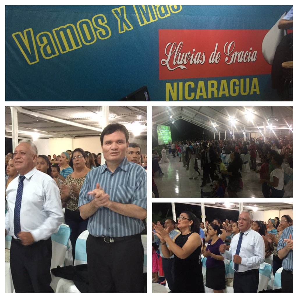En Rivas, Nicaragua inaugurando #CumbreDiv #VamosXmás 2015
En la iglesia #LluviasDeGracia Nic
Pastores Roger y Ester