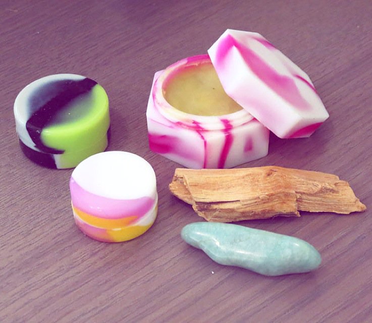 BacktoEden514's tweet photo. Testing out new containers for the #cannabis #healing salves. What do you think of these? 
#beauty #natural #salves https://t.co/xJHeUnrFEn