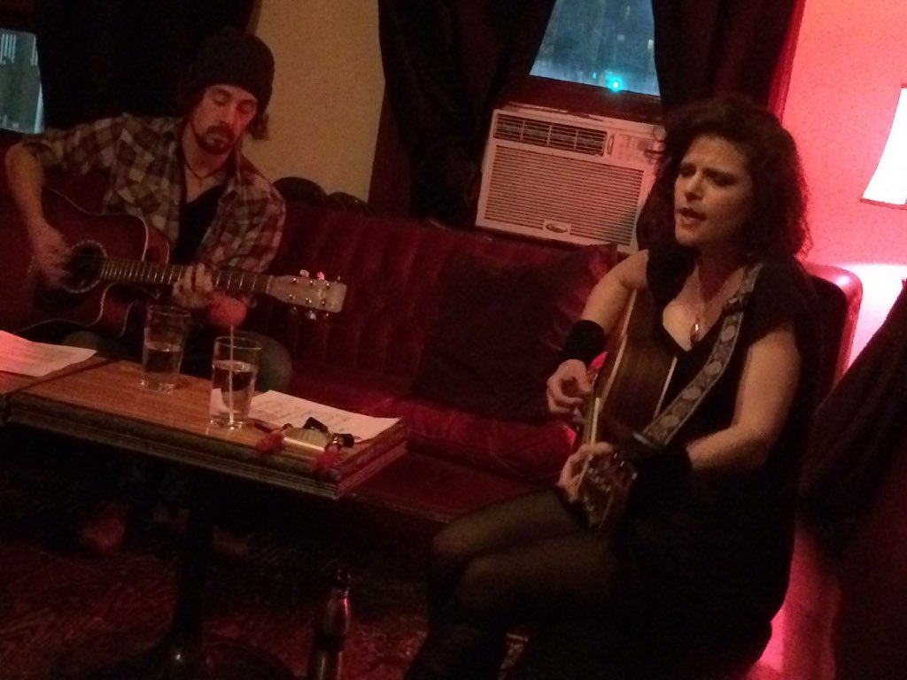 CarmenToth111's tweet photo. #pic from the @upshtairs #show at @tequilabookworm with @HarrisonFine #toronto #livemusic #nowbestof https://t.co/XsxTTgkQB2