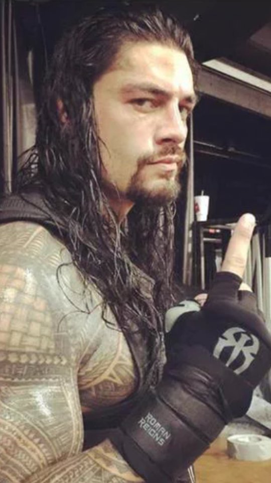 TC2sNo1Fan's tweet photo. I Need @WWERomanReigns As WWE World Heavyweight Champion...👎😣🏆 https://t.co/5VhfLXjrKU