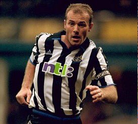 TheHeadtoHead's tweet photo. Who was better in their prime? Past or present...

RT for Shearer
LIKE for Rooney https://t.co/VaIlYfGjLl