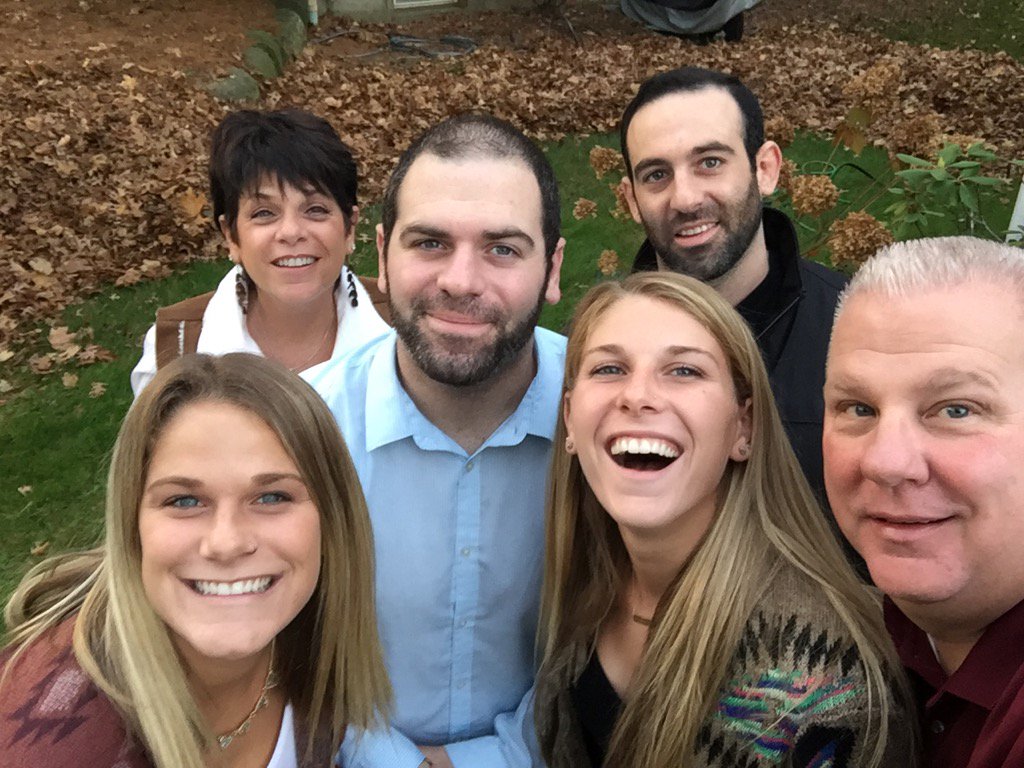 critwid's tweet photo. Family thanksgiving fun@critwid @DanielleWidmann @marewid @jwidd14 @ https://t.co/9tZMZx5VFi