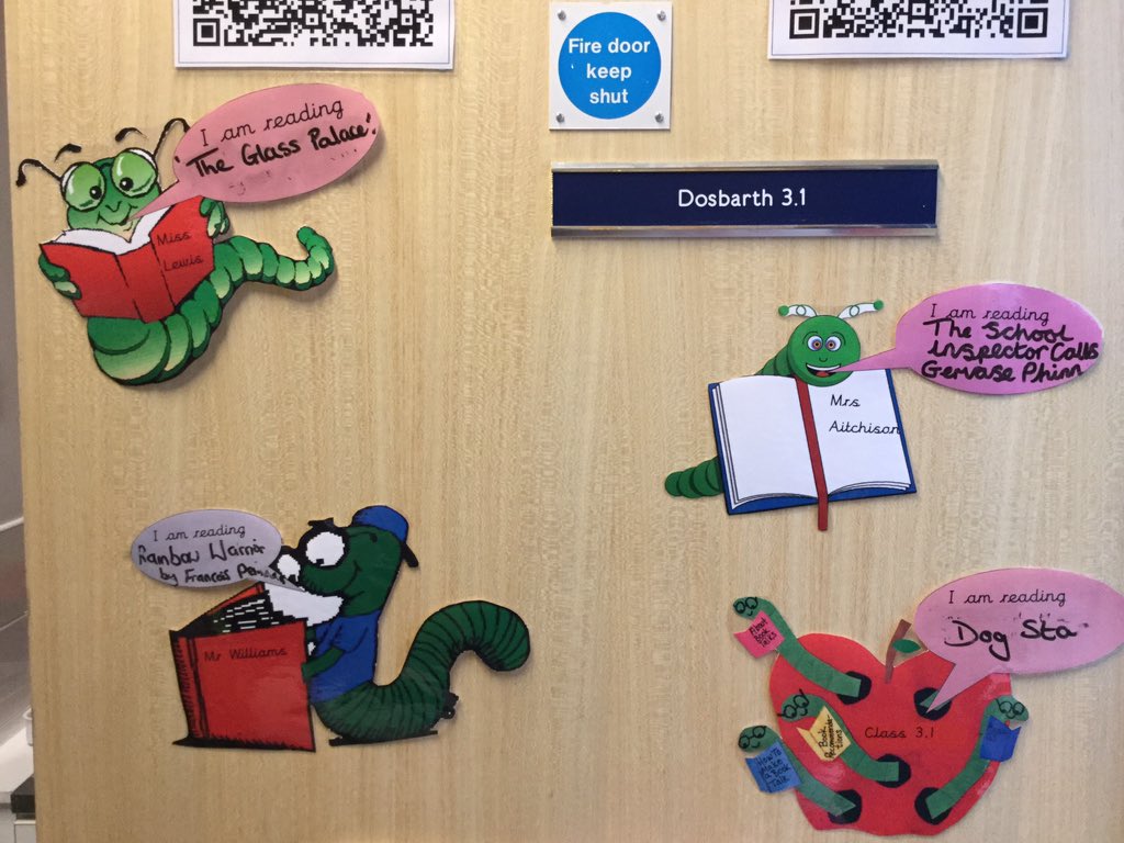 MicheleTGarden's tweet image. What are staff reading? #readingisamazing