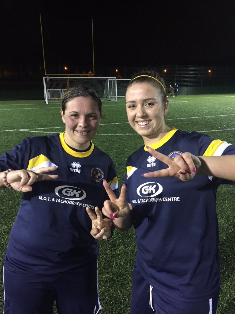 shrewswomen's tweet photo. Great to have both our Captain @nbroome10 and Vice Captain @natturner81 back at training after injury.#shrewsladies https://t.co/aKIHJqFxXp