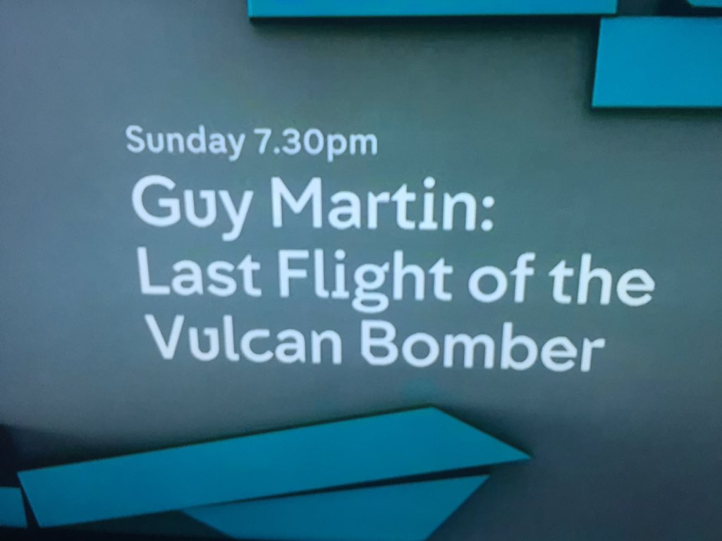 brightonsnapper's tweet photo. Guy Martin Last flight of the Vulcan Bomber Sunday https://t.co/KmeSeyb1jo