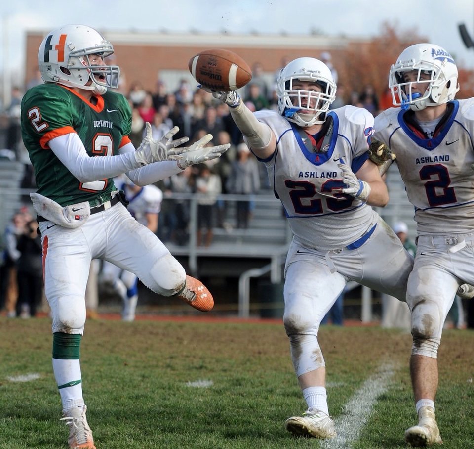What slightly modified college logo do high schools in your state use on their helmet? r/CFB