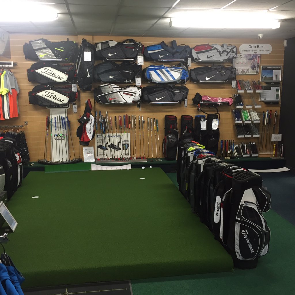 TourPerformanceGolf tweet media