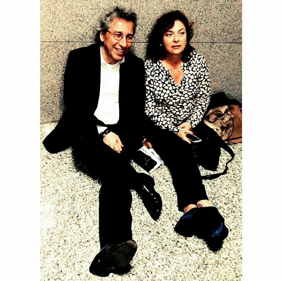 NataliAVAZYAN's tweet photo. "Onlar ümidin düşmanıdır,sevgilim,akar suyun,meyve çağında ağacın,serpilip gelişen hayatın düşmanı'' #CanDündar https://t.co/uYGdfbXgrj