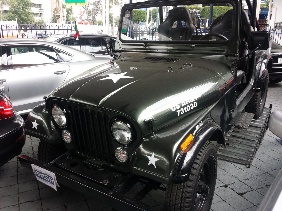 autosamsa's tweet photo. Jeep CJ7 1979 https://t.co/Km1lI0bCeK