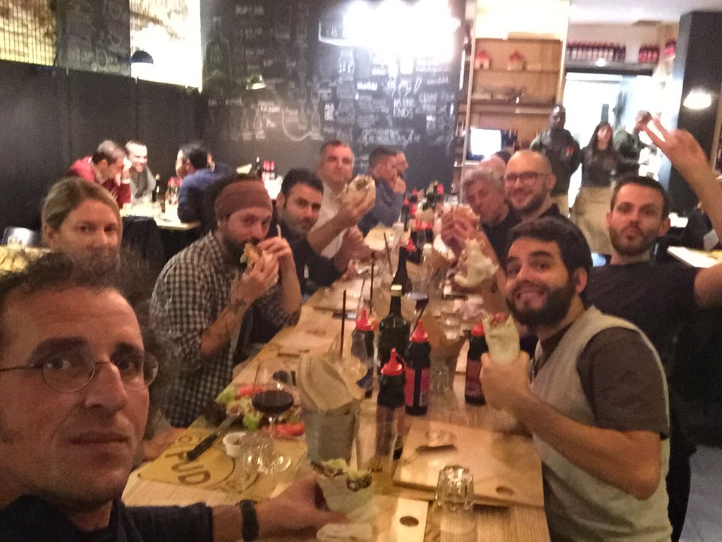 roccorossitto's tweet photo. Ciao ciao @basoncia non ci manchi per nulla #fudtur W/ @gnambox @FUDbottega @frizzifrizzi @cucinadigitale @fatmesa https://t.co/0gRU5Mzau1