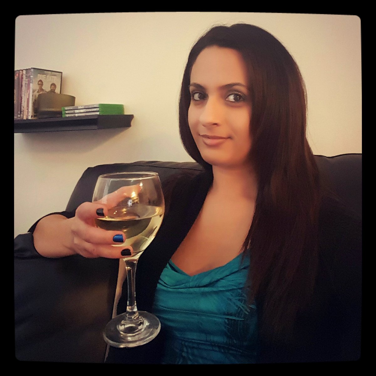 LimitLessInc's tweet photo. #Cheers To You All!!! 😆😋🍷🍗🍖😉 #HappyThanksgiving #ThanksForSupporting #AniG  #LimitLessEntity https://t.co/5kRCeO4DKO