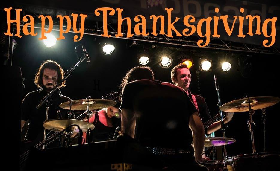 Today we bow our heads and give thanks to each and every single one of our fans!
HAPPY THANKSGIVING PHENES!