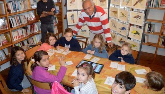 lecteurduval's tweet photo. A la #médiathèque de #Rebigue, Maurice Roffe enseigne le #dessin aux enfants - https://t.co/wVpIPCPFWP #Sicoval https://t.co/0mm1Gnkxb9