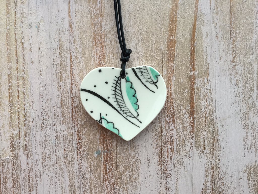 Pretty Fragmented tweet media