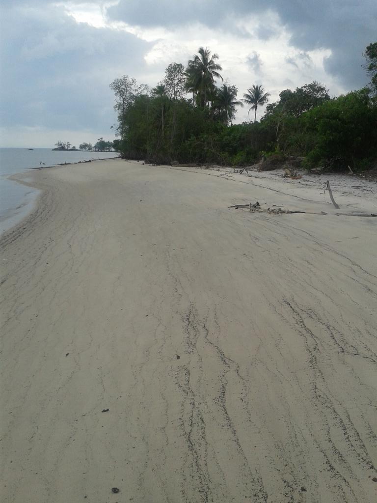 yanyany47's tweet photo. Pantai penegak tempilang https://t.co/iBEFG2YB3k